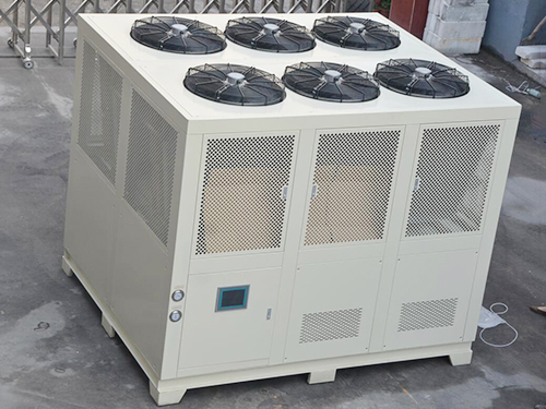 吹塑百色冷水機的圖片
